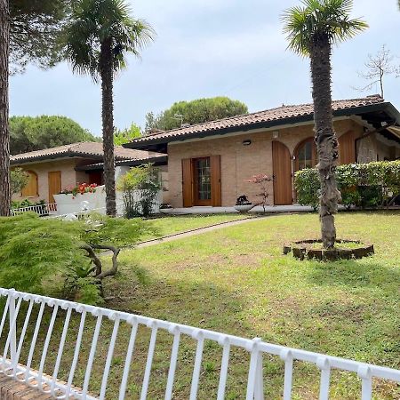 Villa Palm Линяно Сабиадоро Екстериор снимка