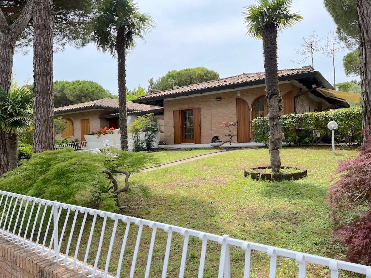 Villa Palm Линяно Сабиадоро Екстериор снимка