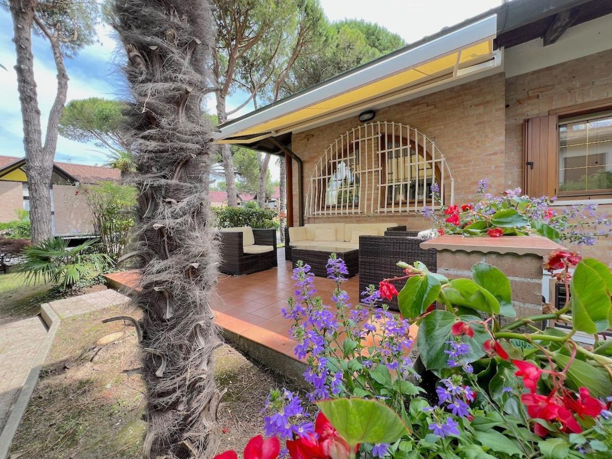 Villa Palm Линяно Сабиадоро Екстериор снимка