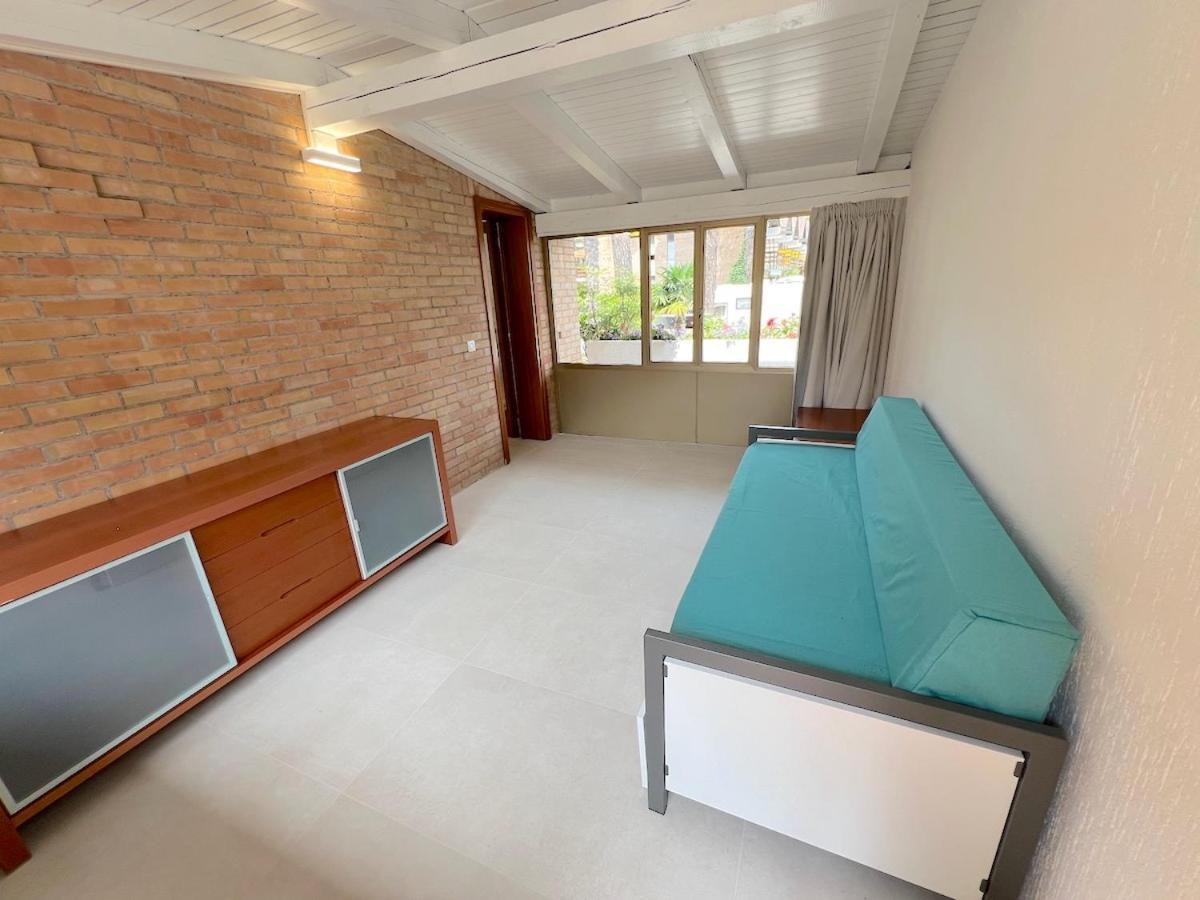 Villa Palm Линяно Сабиадоро Екстериор снимка