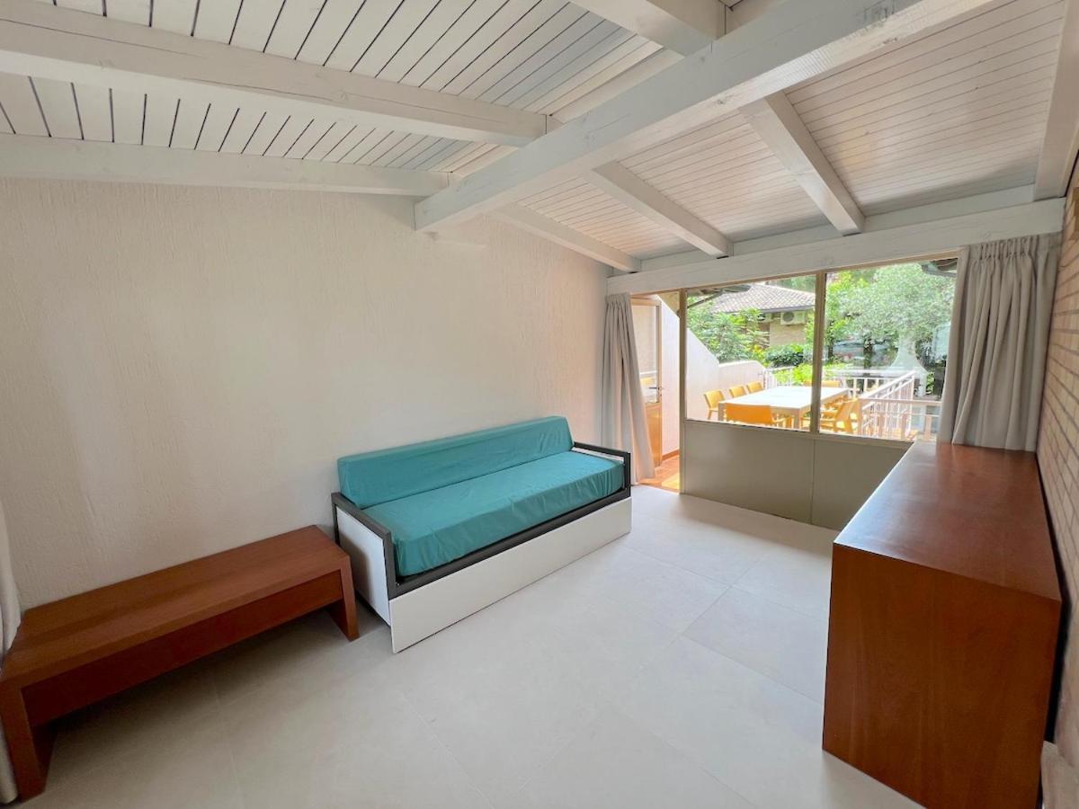 Villa Palm Линяно Сабиадоро Екстериор снимка