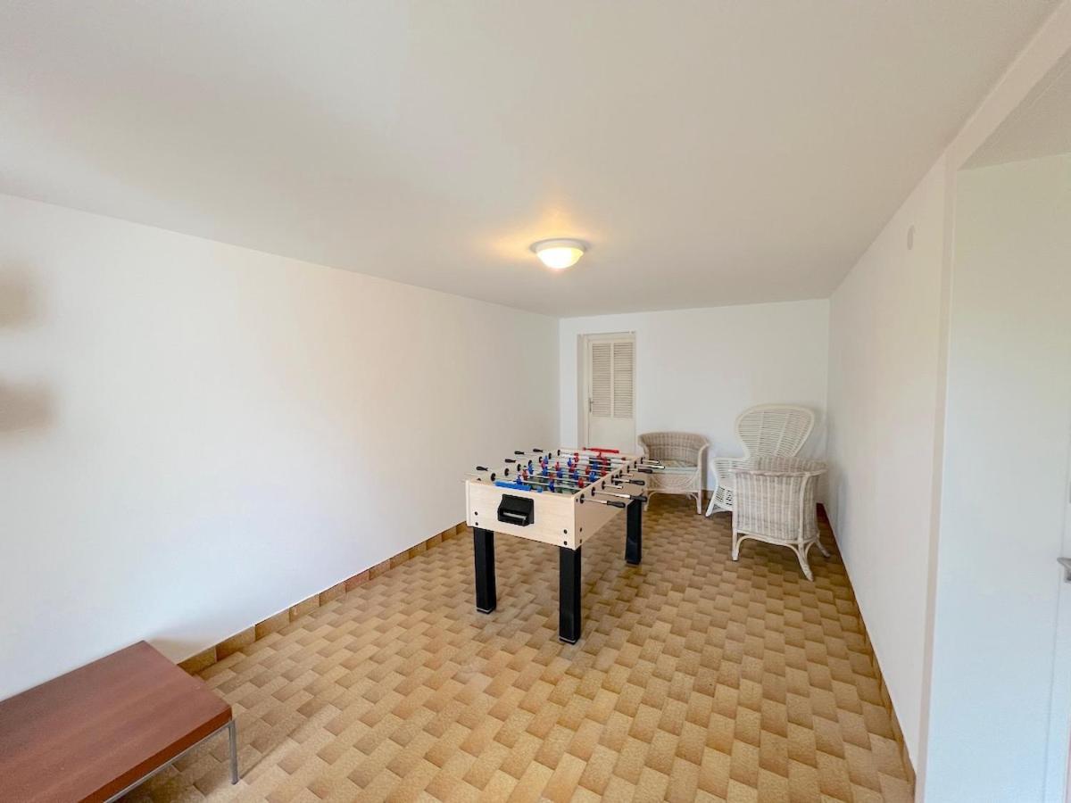 Villa Palm Линяно Сабиадоро Екстериор снимка