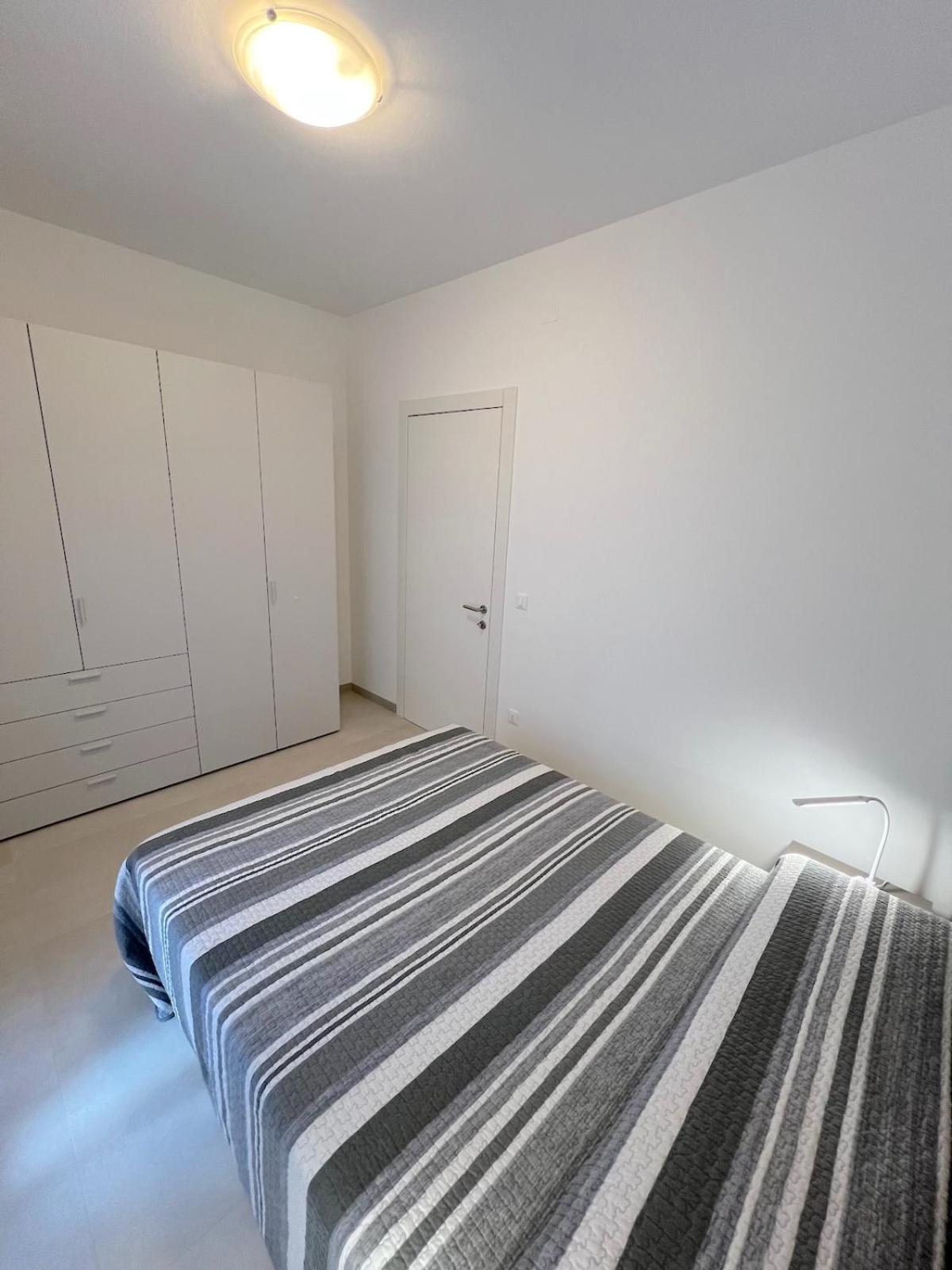Villa Palm Линяно Сабиадоро Екстериор снимка